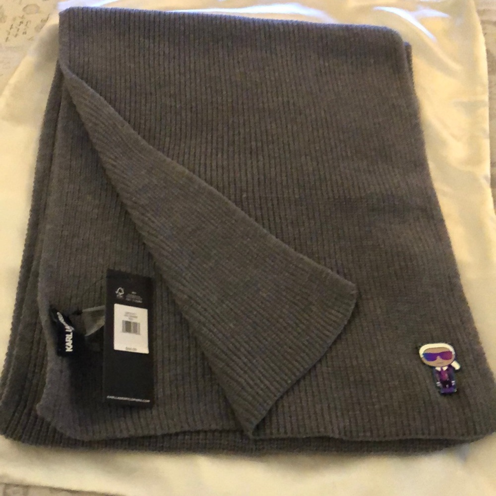 Karl Lagerfeld Heather Granite Long Ribbed Scarf Rainbow Enamel Karl OS NWT